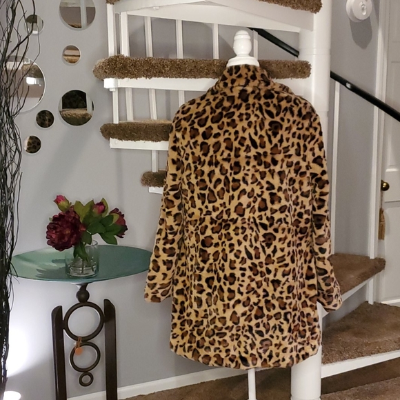 🤎🥂HP x 2🥂🤎 Cheetah Jacket - Picture 4 of 7